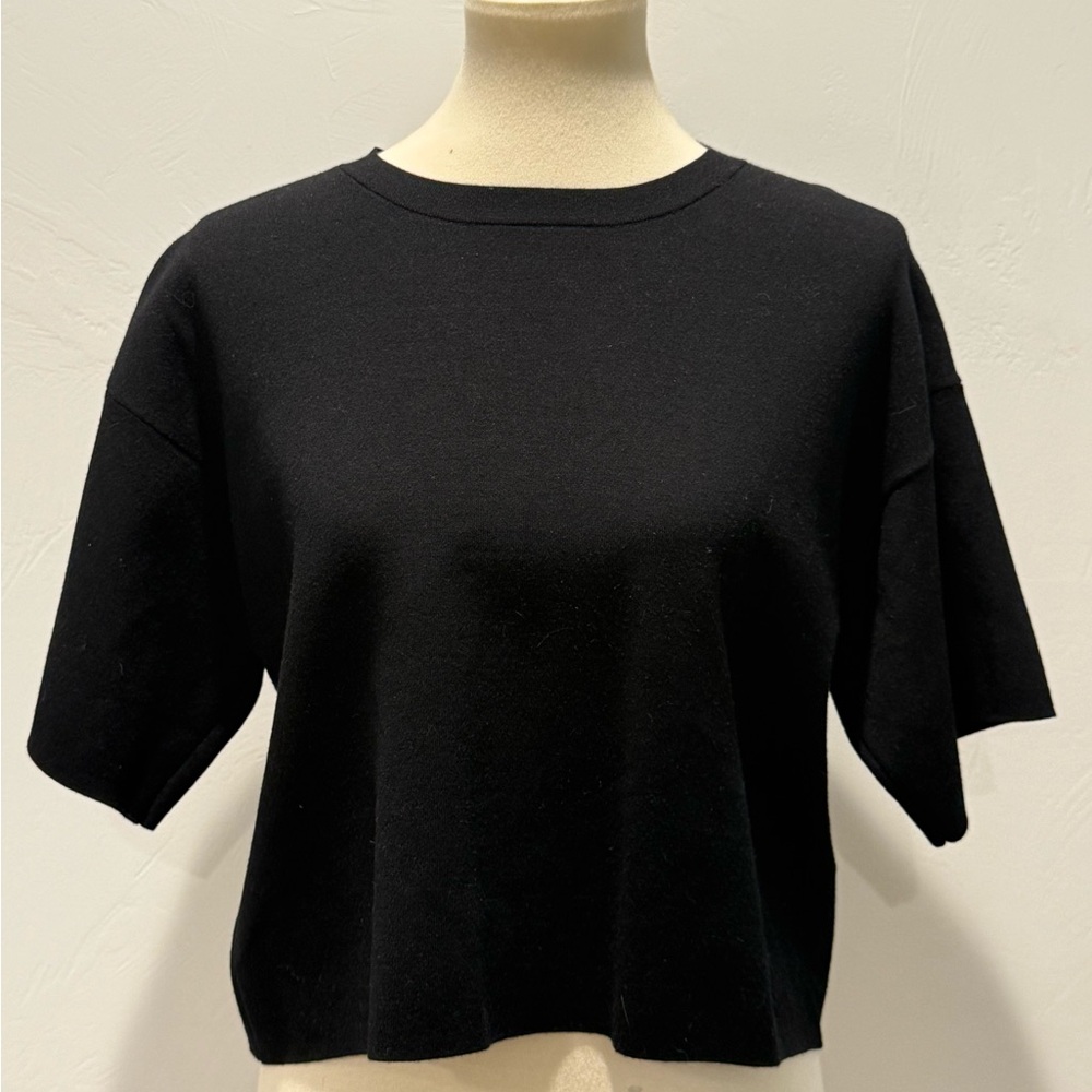 DRYKORN Classic Black Women's Top - Oversized and Cropped